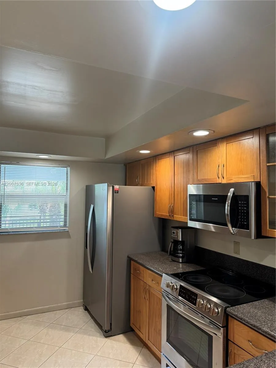 16141 Blatt Blvd #408 Weston, FL 33326