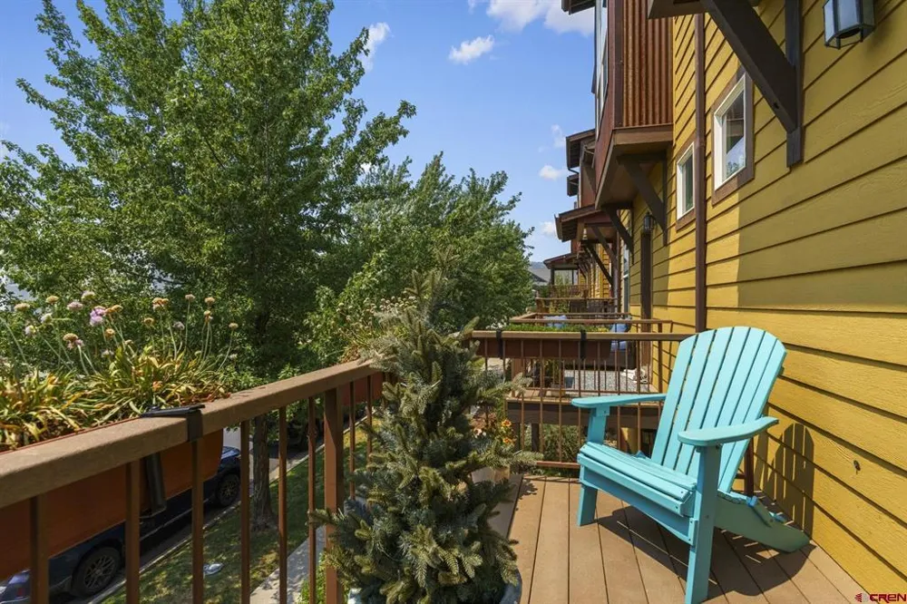 242 Buena Vida Avenue Durango, CO 81301