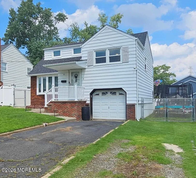 4 Carter Place Parlin, NJ 08859