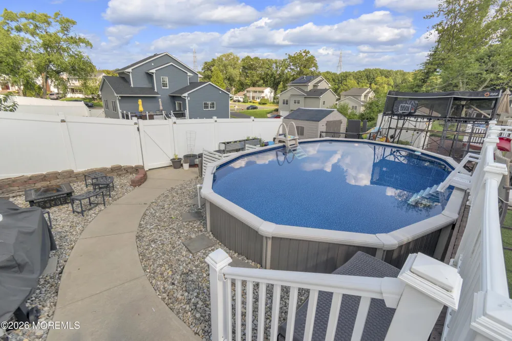 4 Carter Place Parlin, NJ 08859