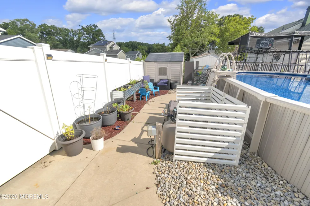 4 Carter Place Parlin, NJ 08859