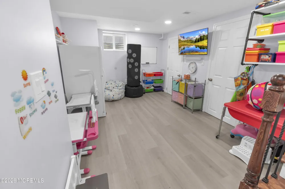 4 Carter Place Parlin, NJ 08859