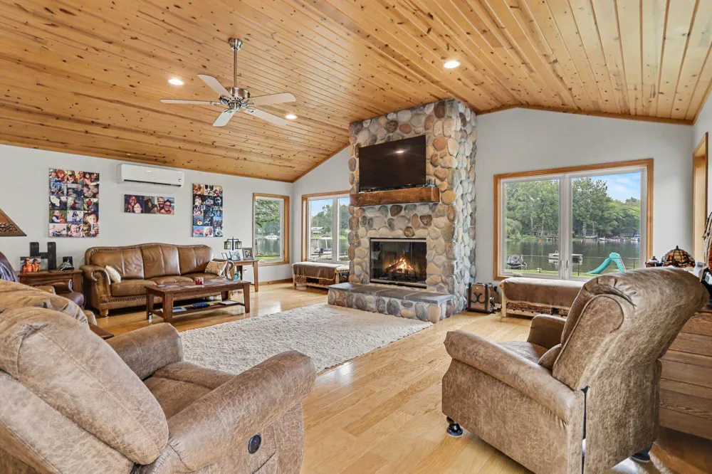 47498 84th Avenue Hamilton Township, MI 49045