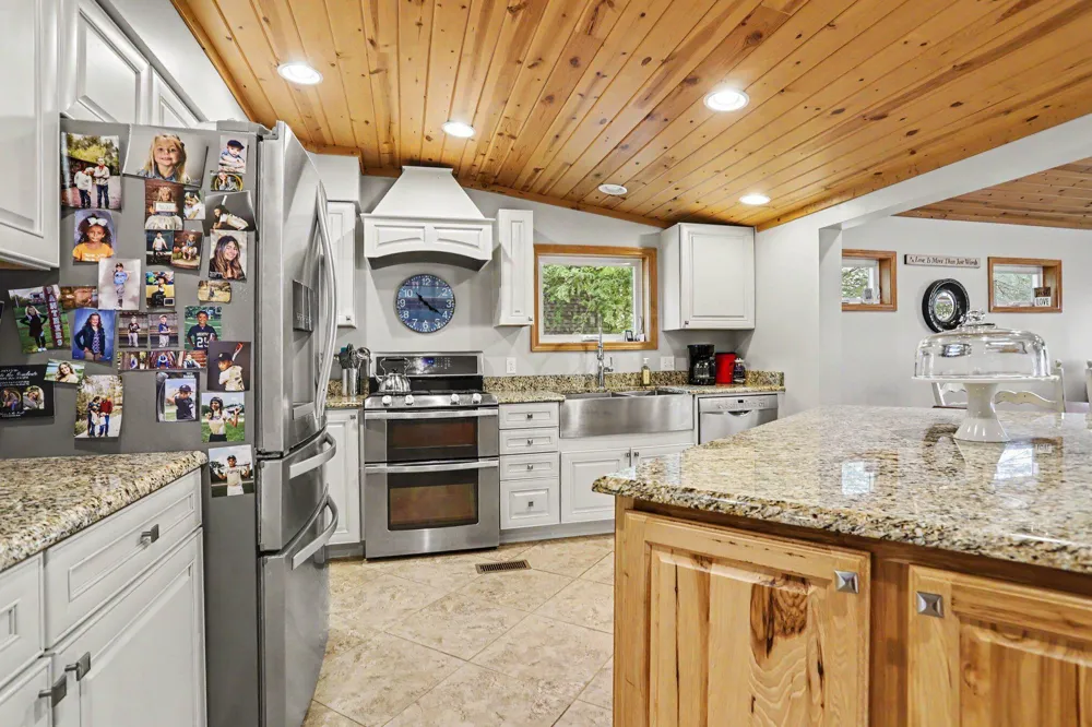 47498 84th Avenue Hamilton Township, MI 49045