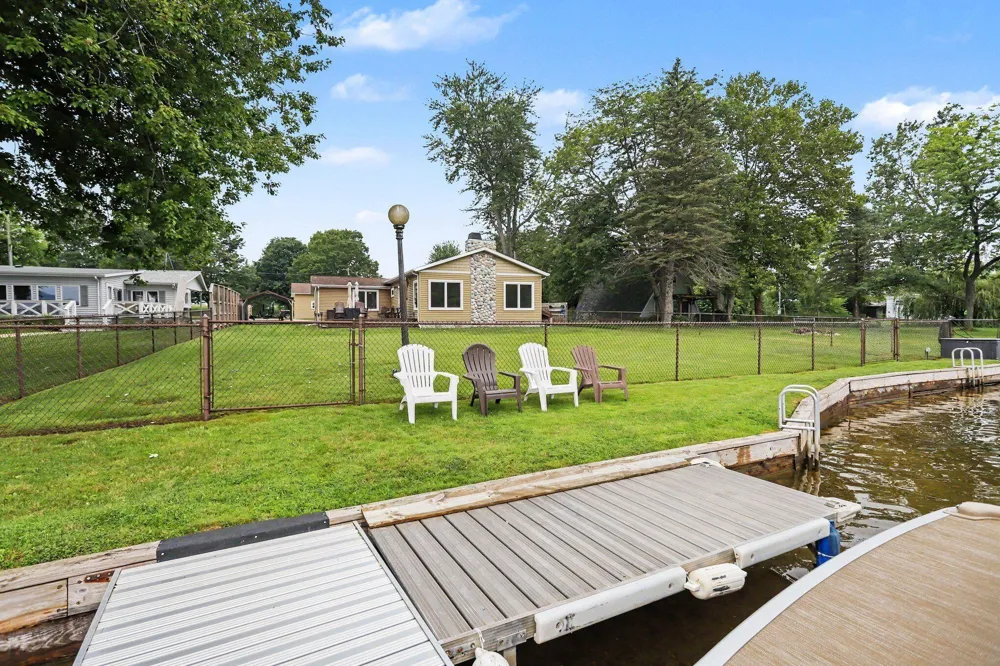 47498 84th Avenue Hamilton Township, MI 49045