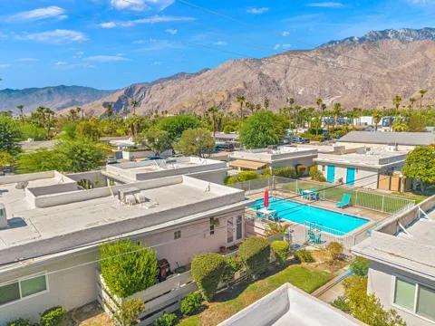 800 E Cottonwood Road #2
