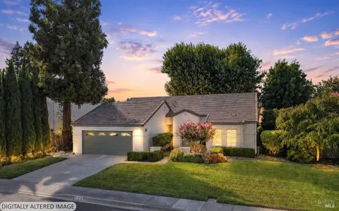 712 Ashford Court
