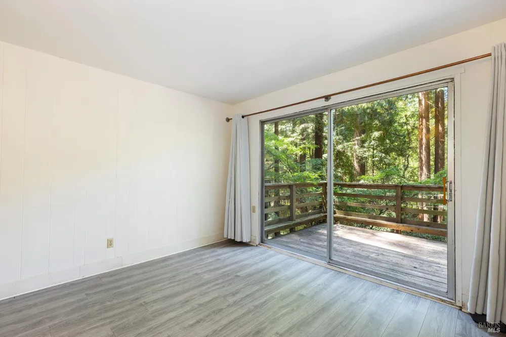 20293 Railroad Avenue Monte Rio, CA 95462