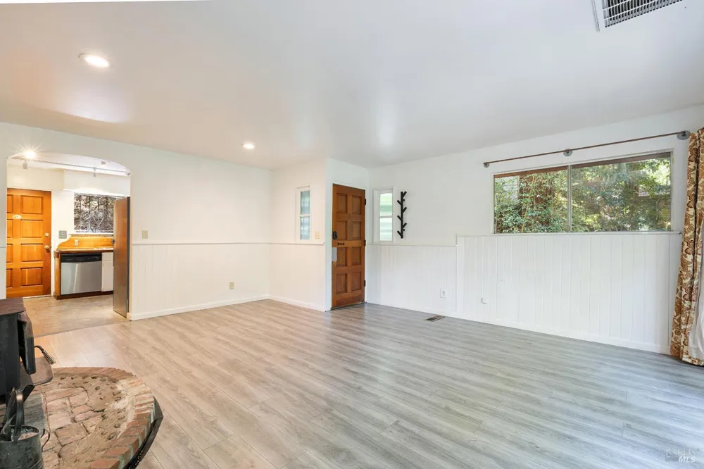 20293 Railroad Avenue Monte Rio, CA 95462