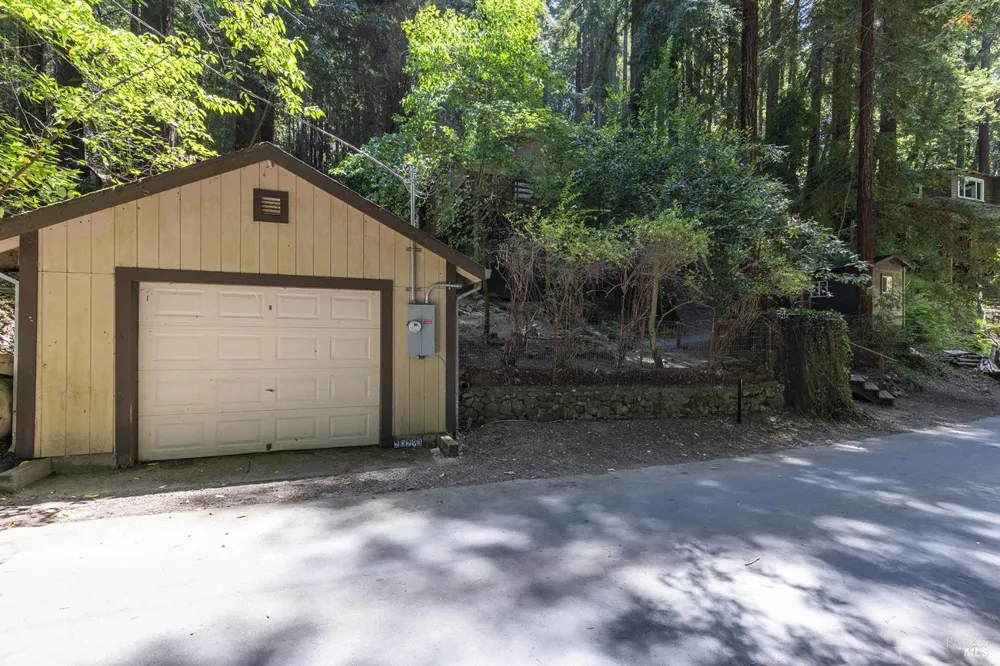 20293 Railroad Avenue Monte Rio, CA 95462