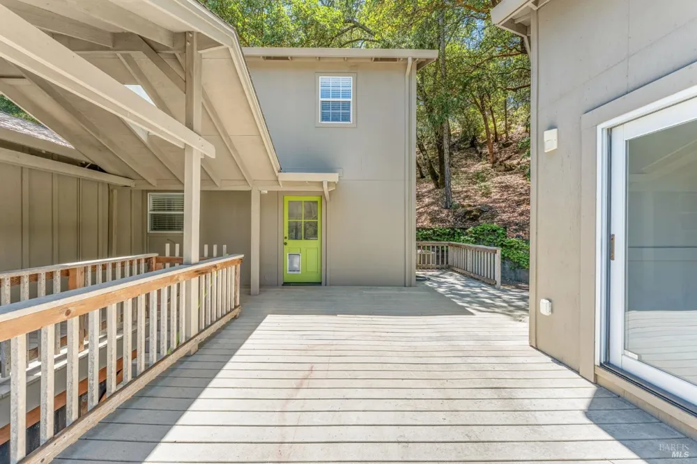 1075 Greenfield Road St. Helena, CA 94574