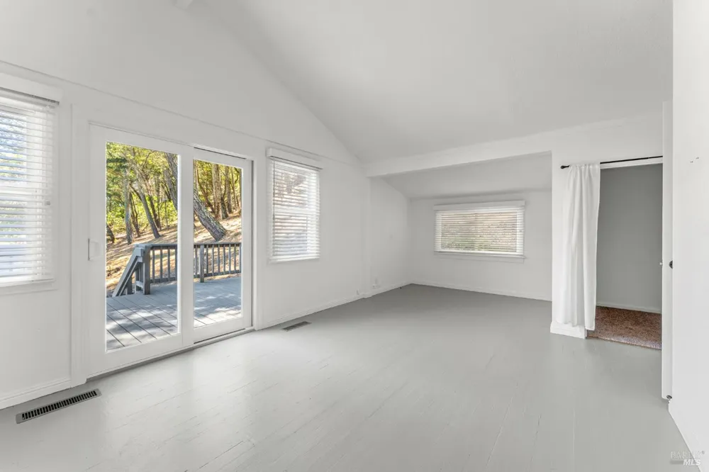 1075 Greenfield Road St. Helena, CA 94574