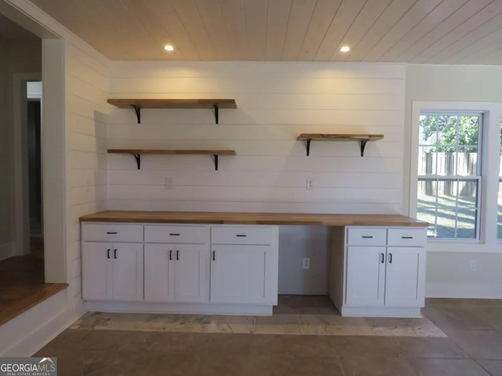 220 John Phillips RD Cedartown, GA 30125