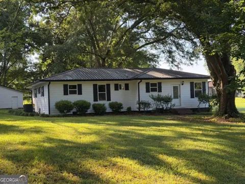 220 John Phillips RD