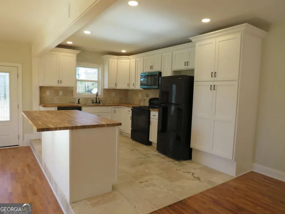 220 John Phillips RD Cedartown, GA 30125