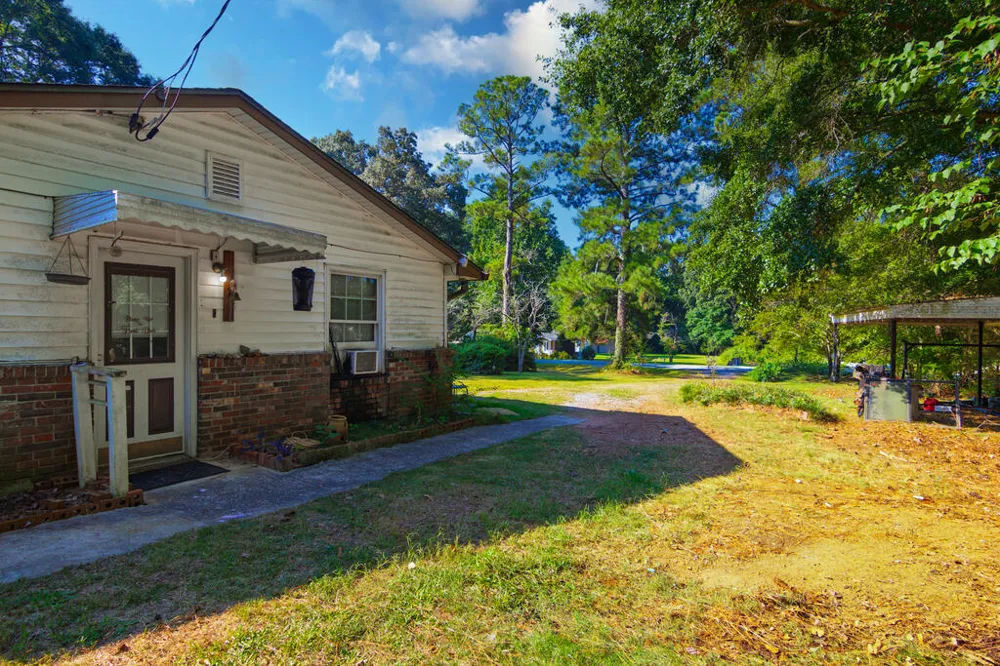 166 Winchester Drive Cataula, GA 31804