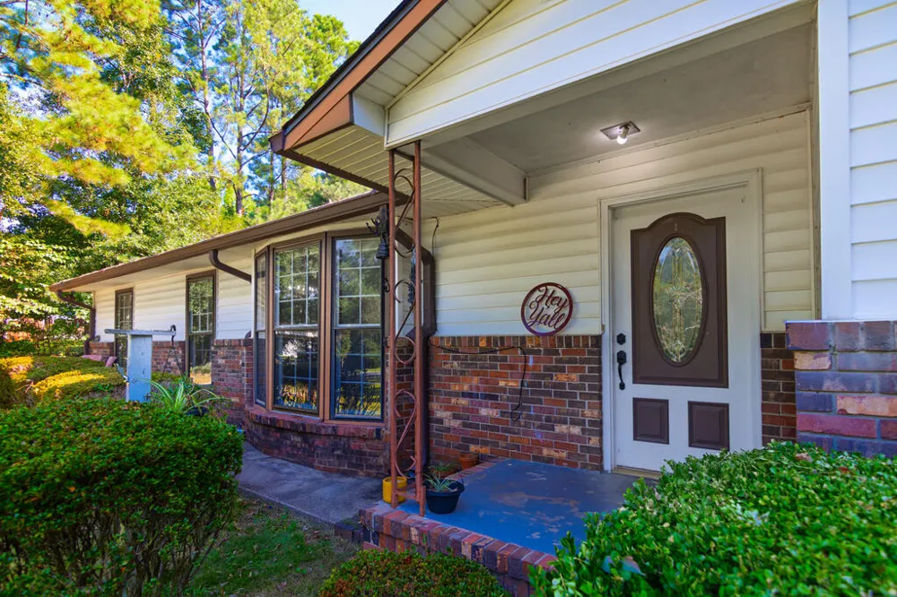 166 Winchester Drive Cataula, GA 31804