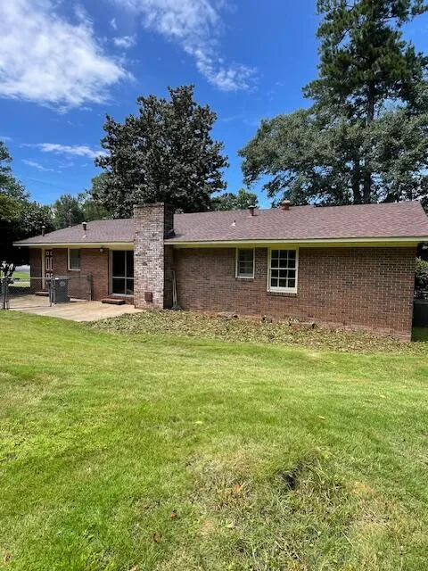 825 Mccurdy Blvd. Manchester, GA 31816