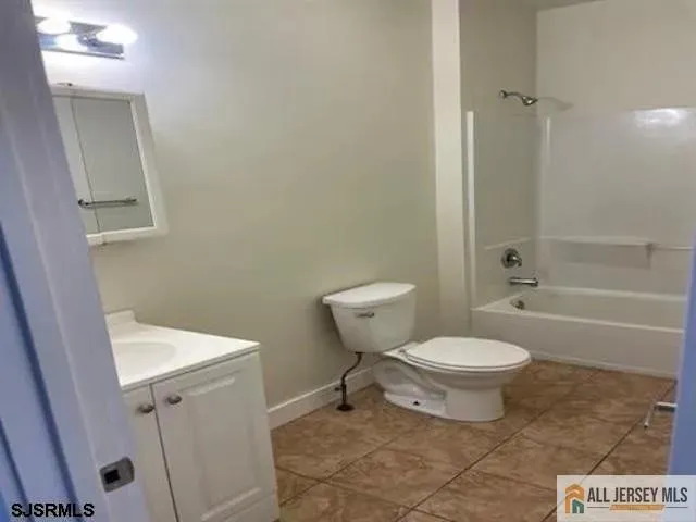 1637 Atlantic Avenue Atlantic City, NJ 08401