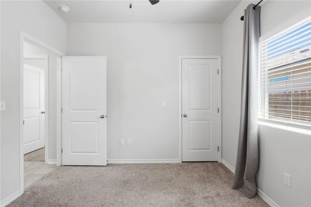 1036 Ocean Breeze Portland, TX 78374