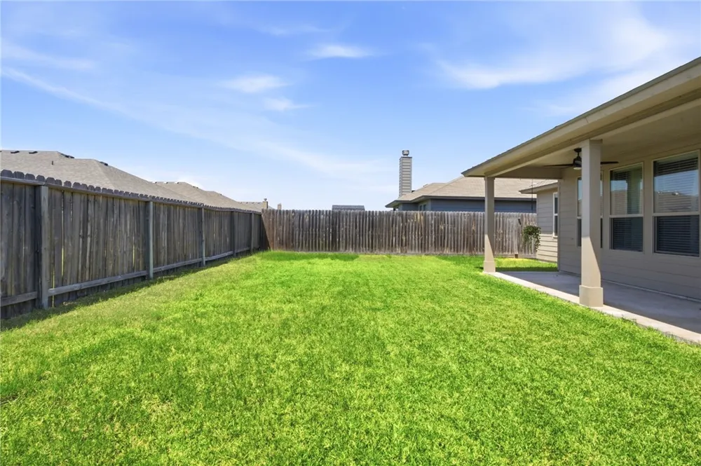 1036 Ocean Breeze Portland, TX 78374