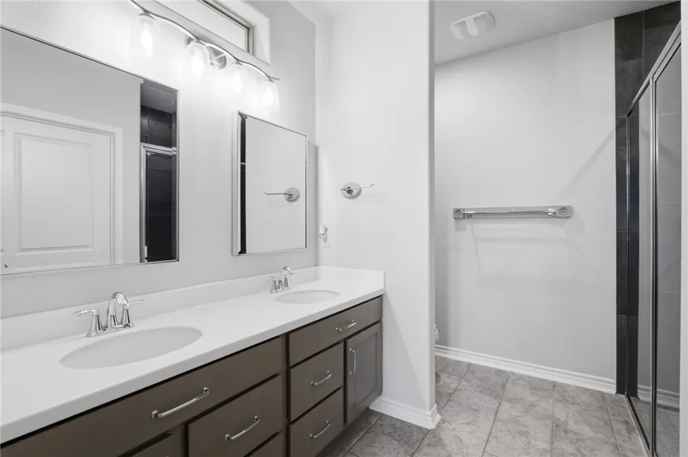 1036 Ocean Breeze Portland, TX 78374