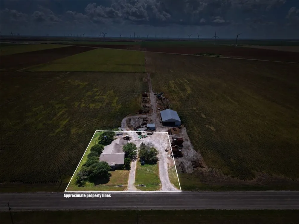 5637 Fm 893 Taft, TX 78390