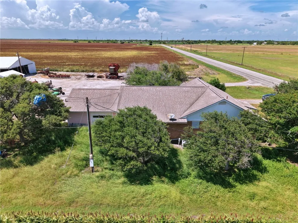 5637 Fm 893 Taft, TX 78390