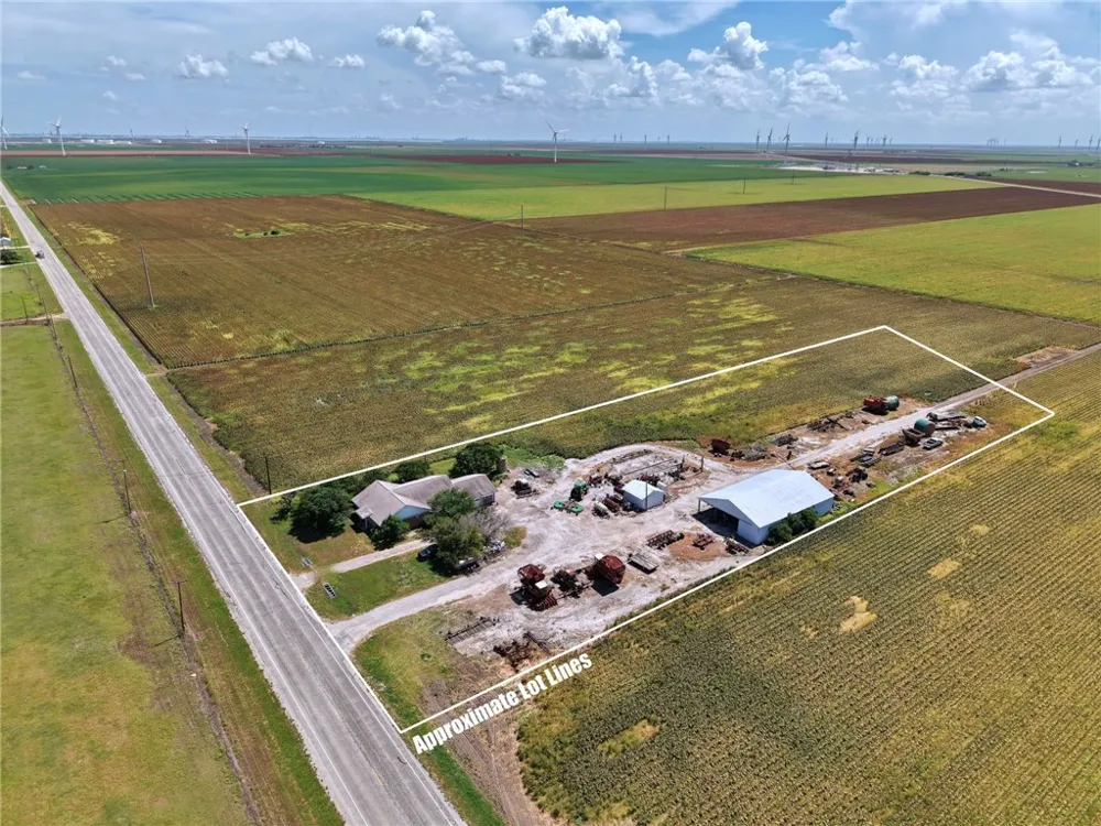 5637 Fm 893 Taft, TX 78390