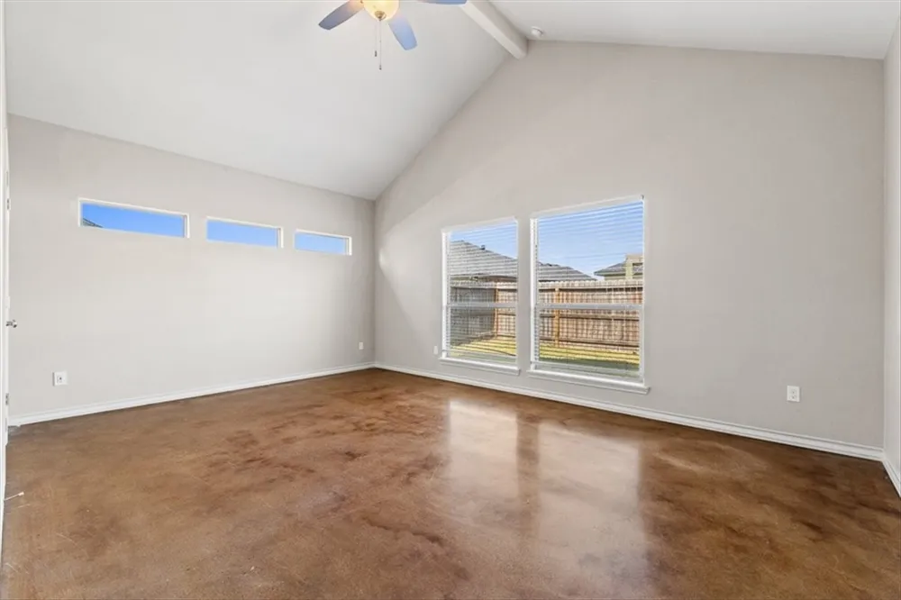 106 Chiman Drive Portland, TX 78374