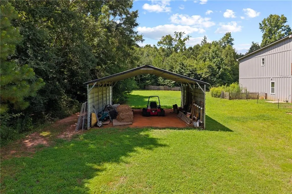 221 Columbus Drive Homer, GA 30547