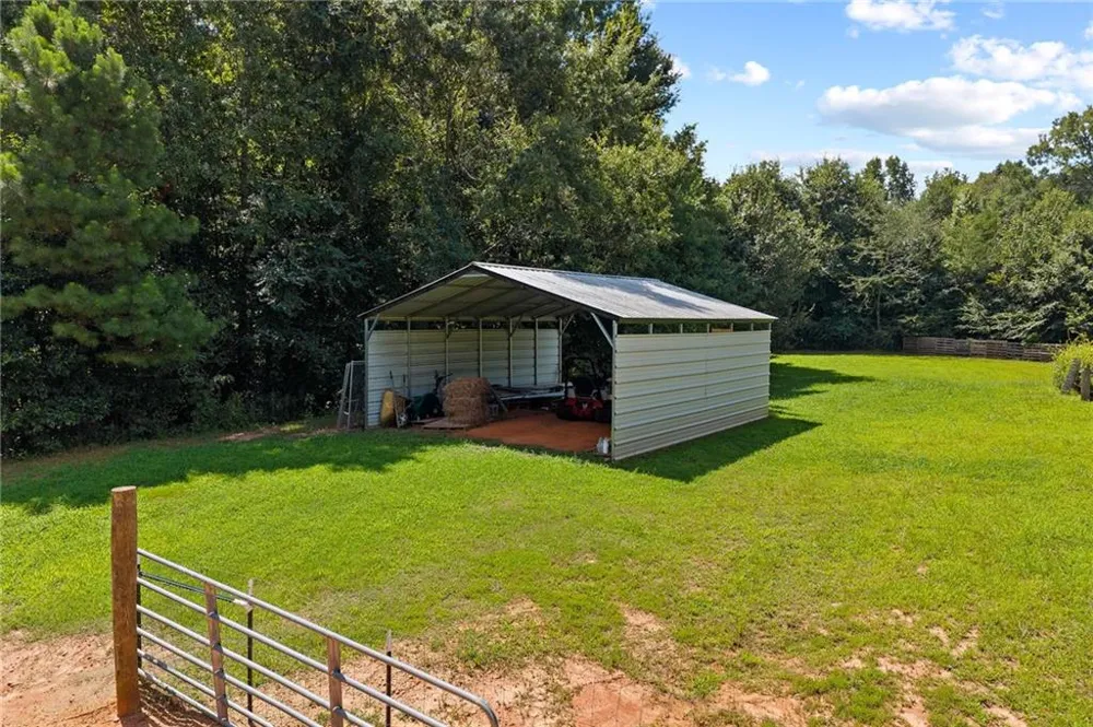 221 Columbus Drive Homer, GA 30547