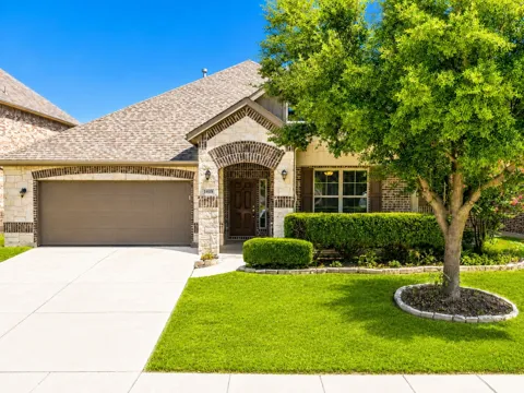 1408 Mesa Crest Drive
