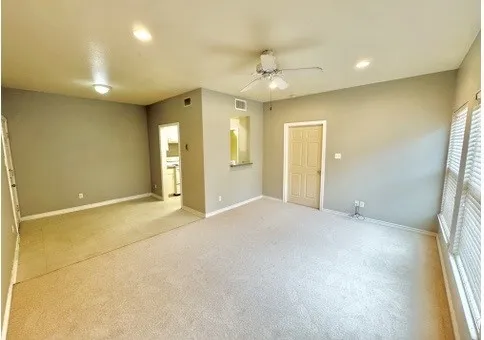 631 Texas Street Denton, TX 76209