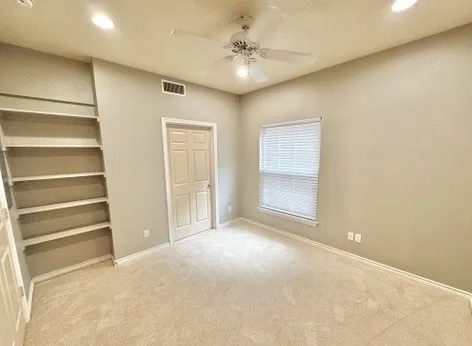 631 Texas Street Denton, TX 76209