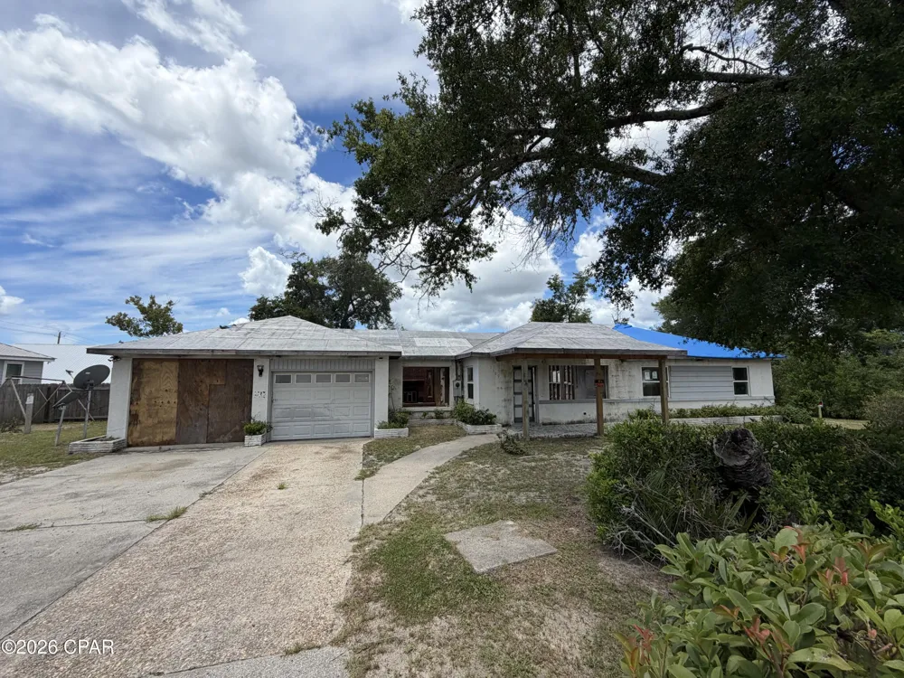1109 Cypress Avenue Panama City, FL 32401