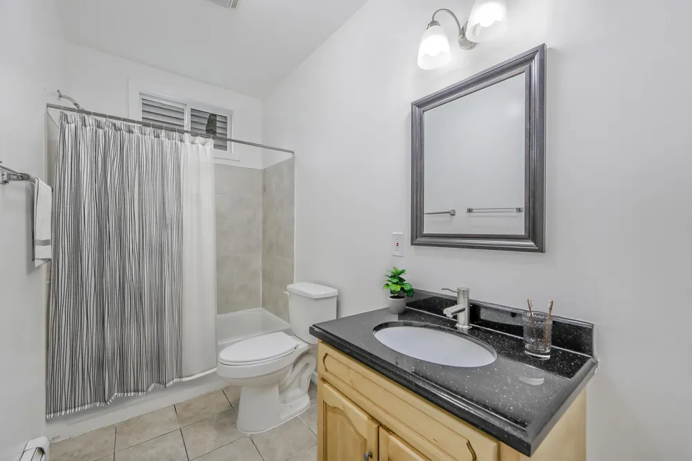 212 69TH ST Guttenberg, NJ 07093