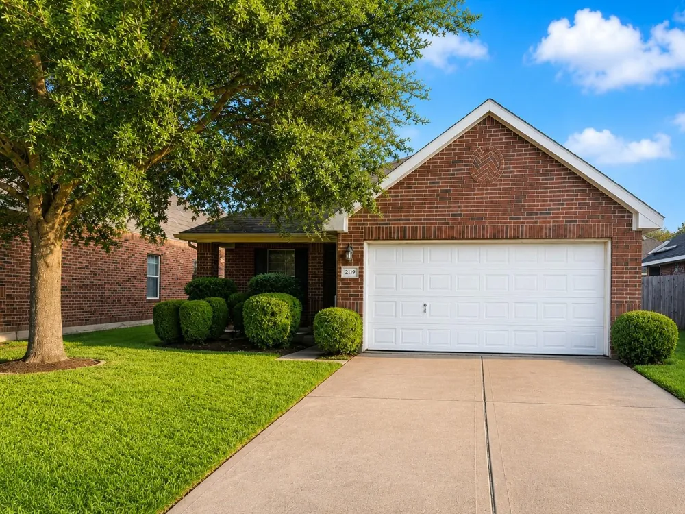2119 Hawthorne Brook Fresno, TX 77545