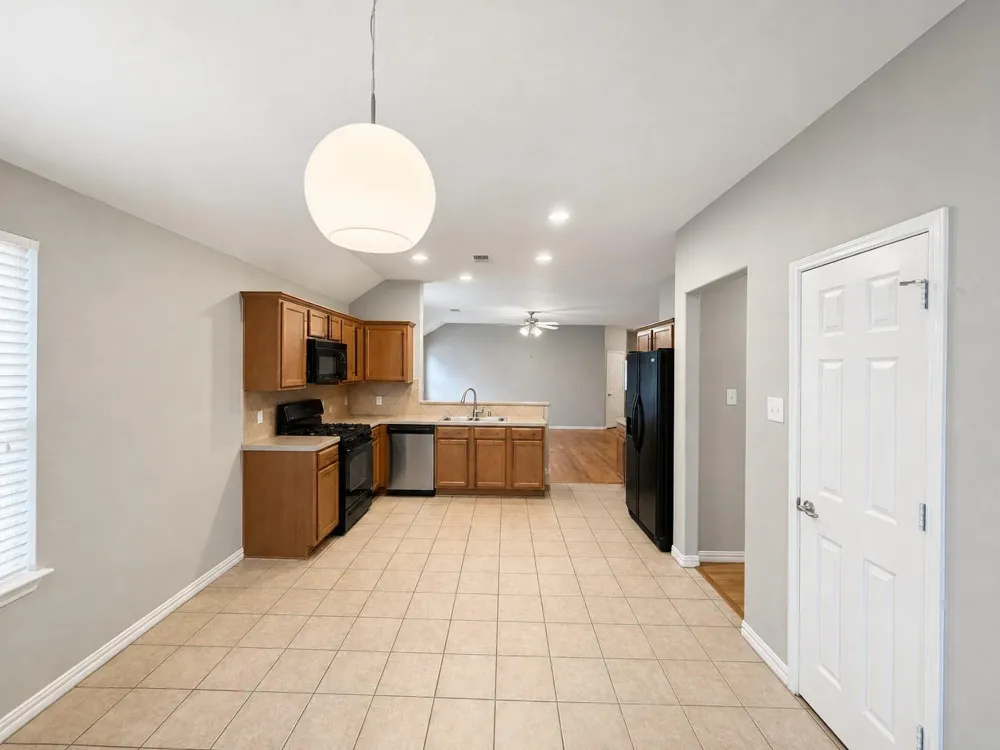 2119 Hawthorne Brook Fresno, TX 77545