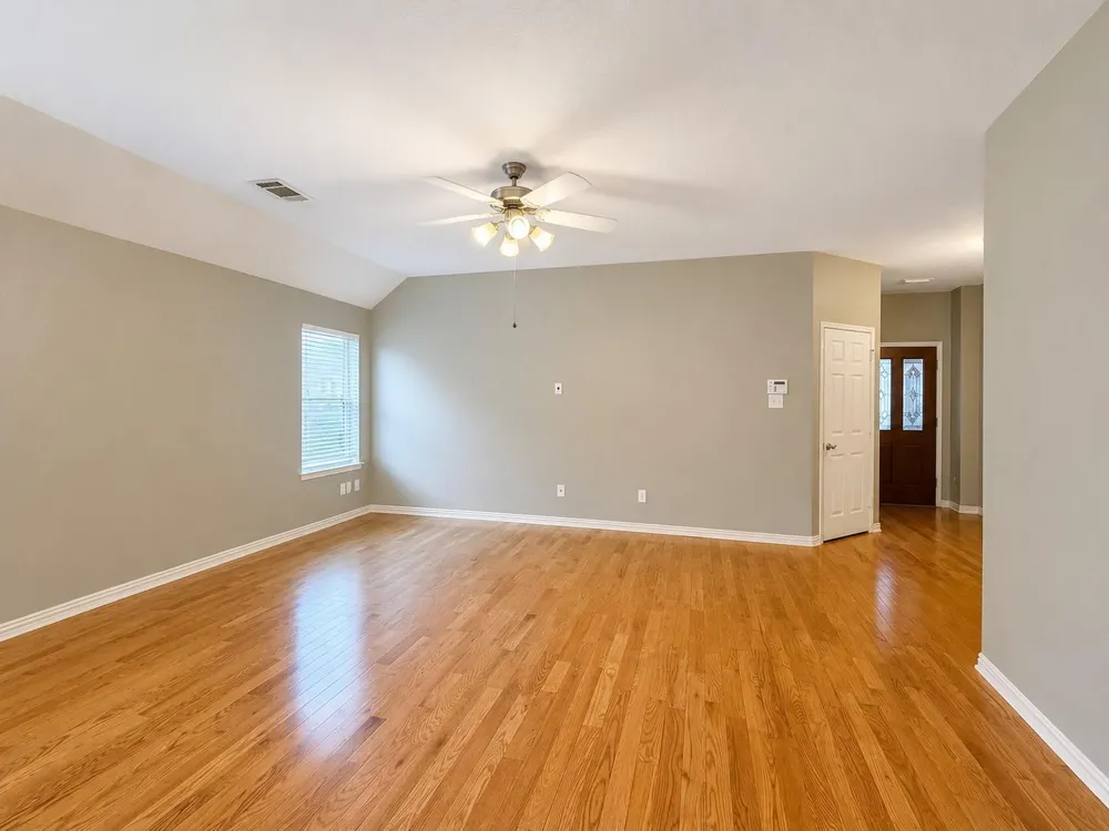 2119 Hawthorne Brook Fresno, TX 77545