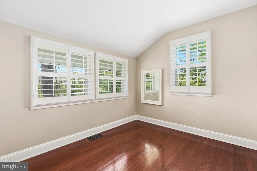 9406 HALE PLACE Silver Spring, MD 20910