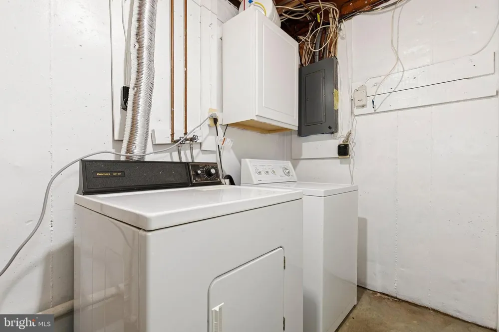 9406 HALE PLACE Silver Spring, MD 20910