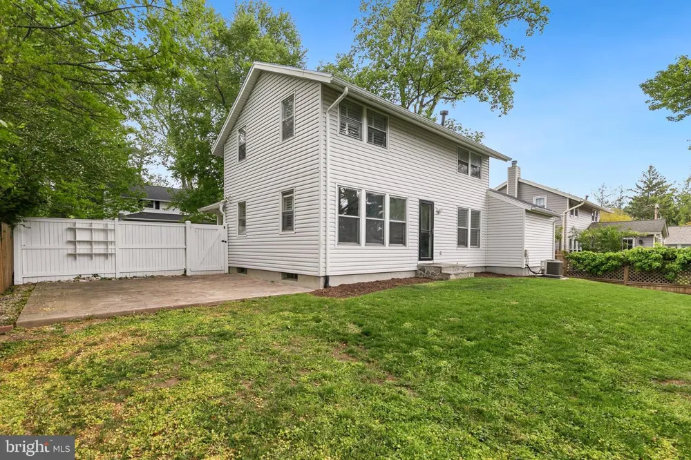 9406 HALE PLACE Silver Spring, MD 20910