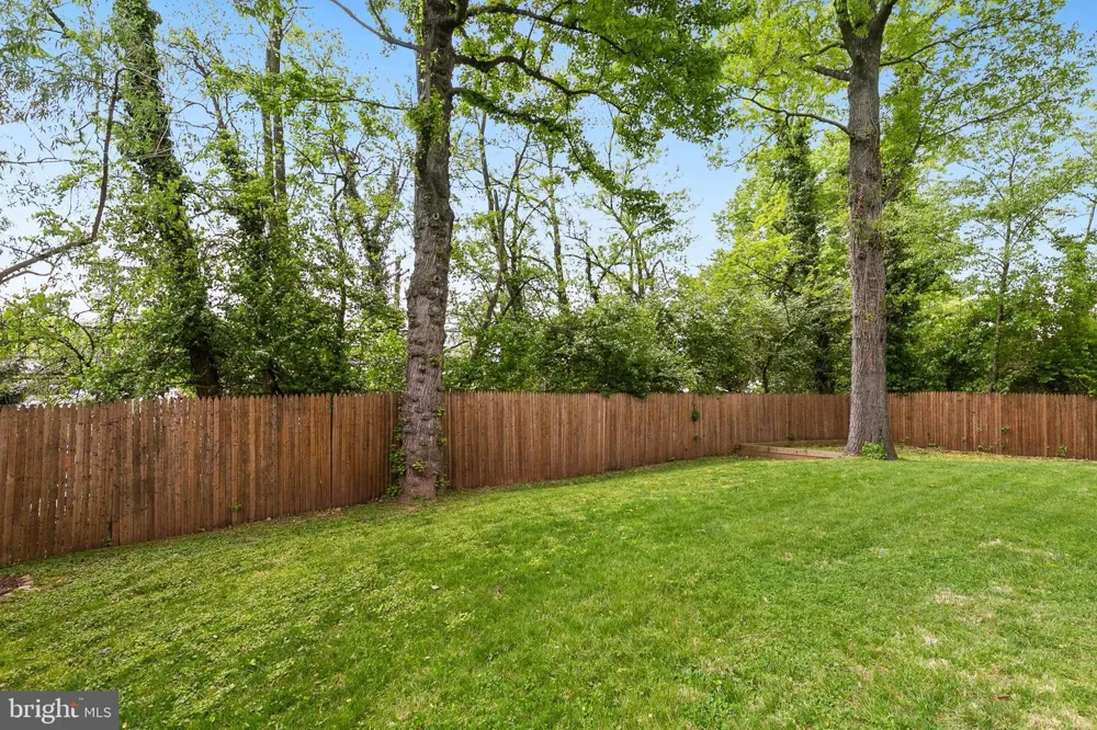 9406 HALE PLACE Silver Spring, MD 20910