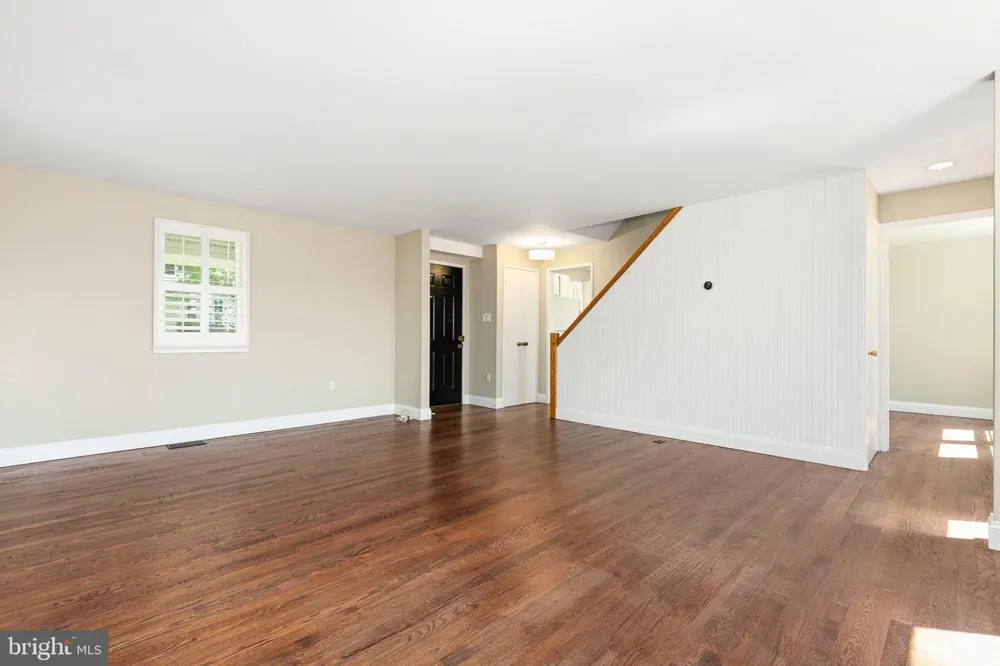 9406 HALE PLACE Silver Spring, MD 20910