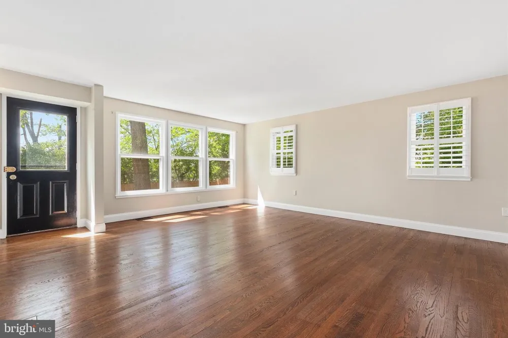 9406 HALE PLACE Silver Spring, MD 20910