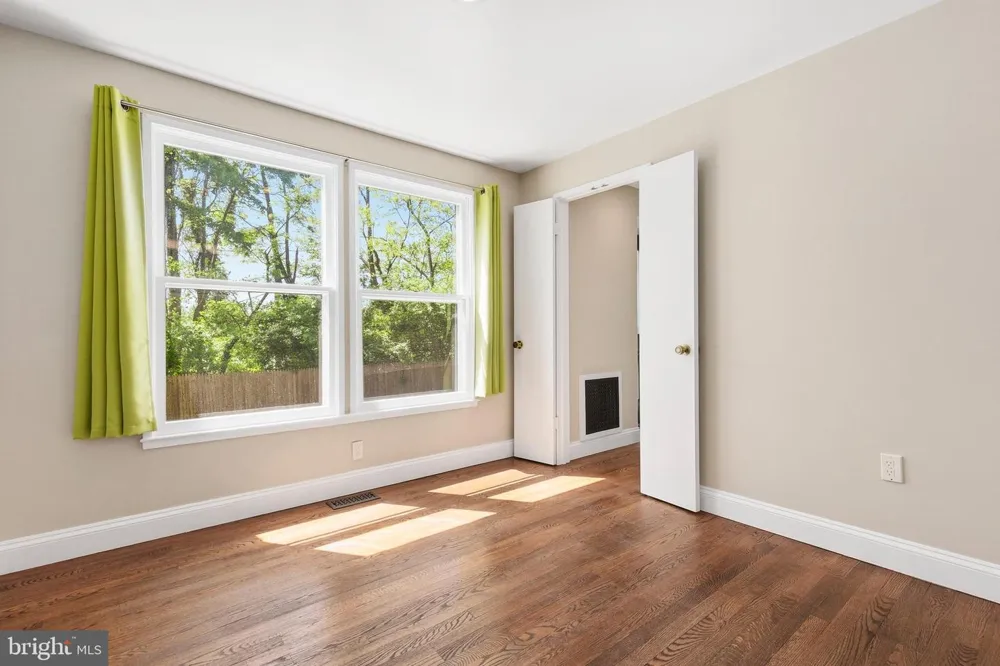 9406 HALE PLACE Silver Spring, MD 20910