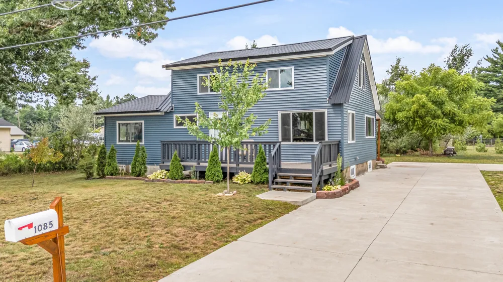 1085 Maple Street Baldwin, MI 49304