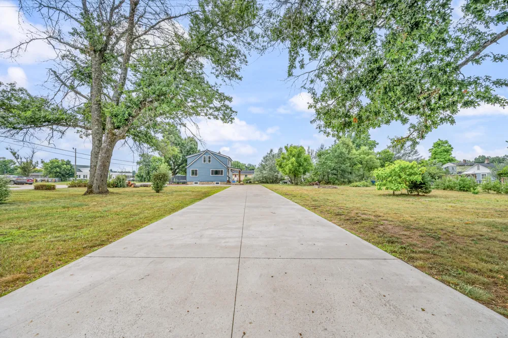 1085 Maple Street Baldwin, MI 49304