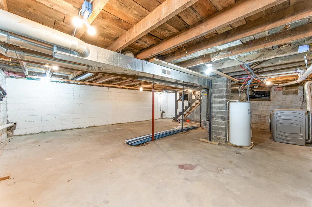 1085 Maple Street Baldwin, MI 49304